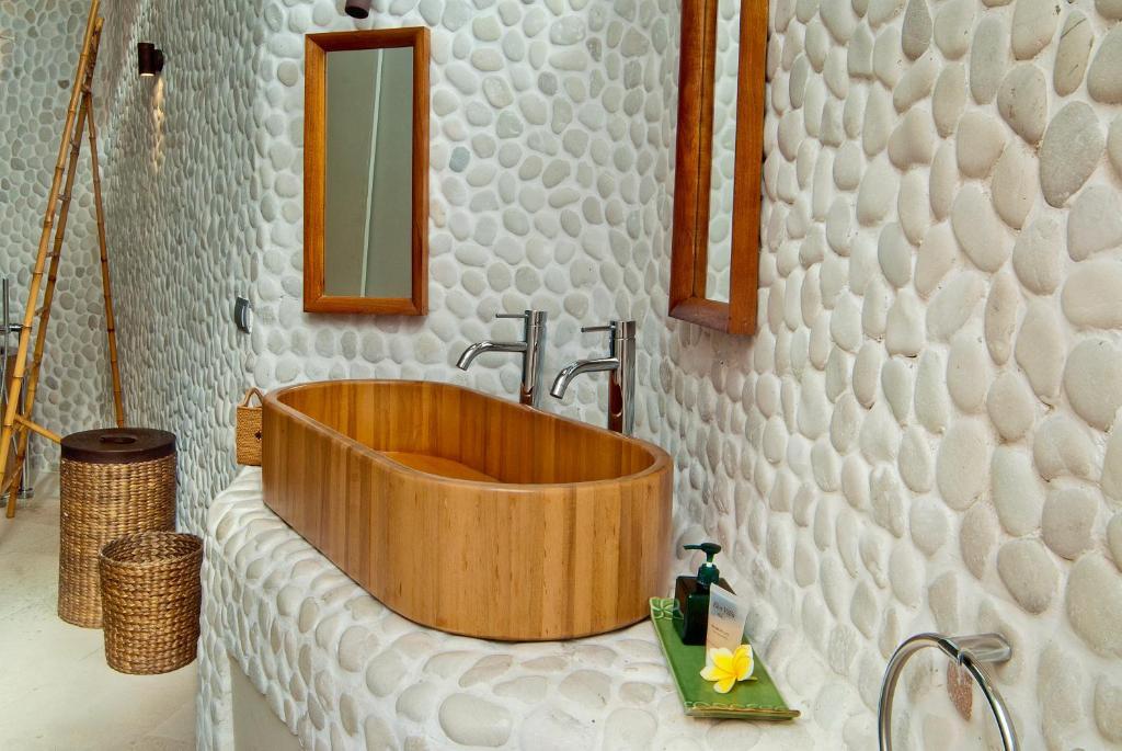 Eko Villa Seminyak - Tropical Villa, Walk To Beach Екстериор снимка