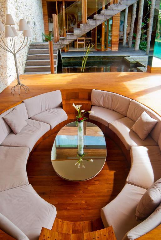 Eko Villa Seminyak - Tropical Villa, Walk To Beach Екстериор снимка