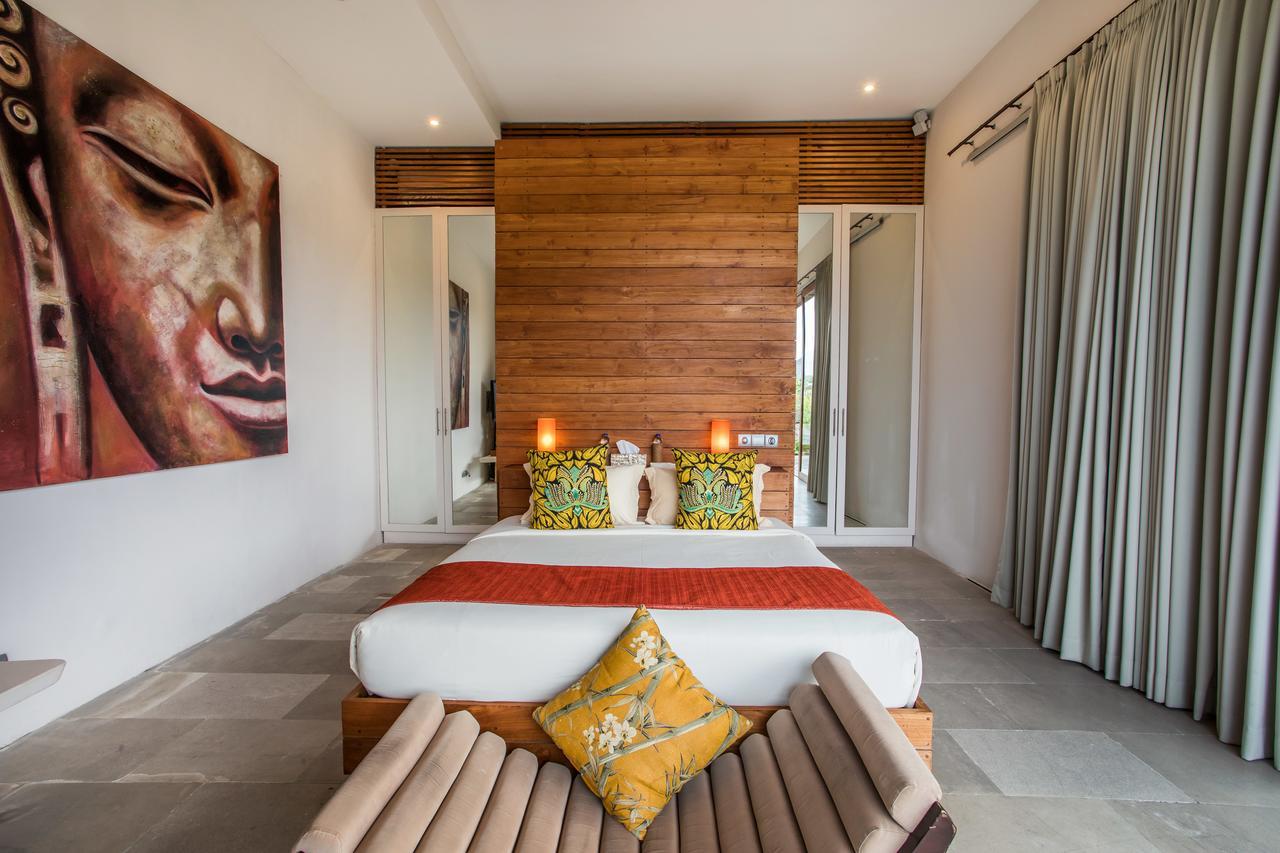 Eko Villa Seminyak - Tropical Villa, Walk To Beach Екстериор снимка