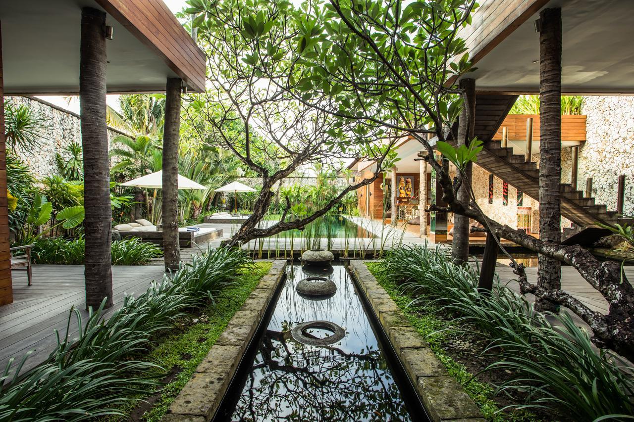 Eko Villa Seminyak - Tropical Villa, Walk To Beach Екстериор снимка