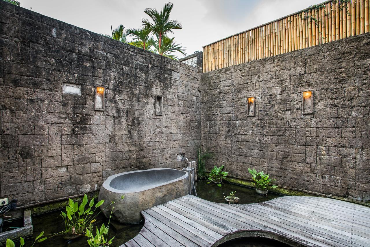 Eko Villa Seminyak - Tropical Villa, Walk To Beach Екстериор снимка