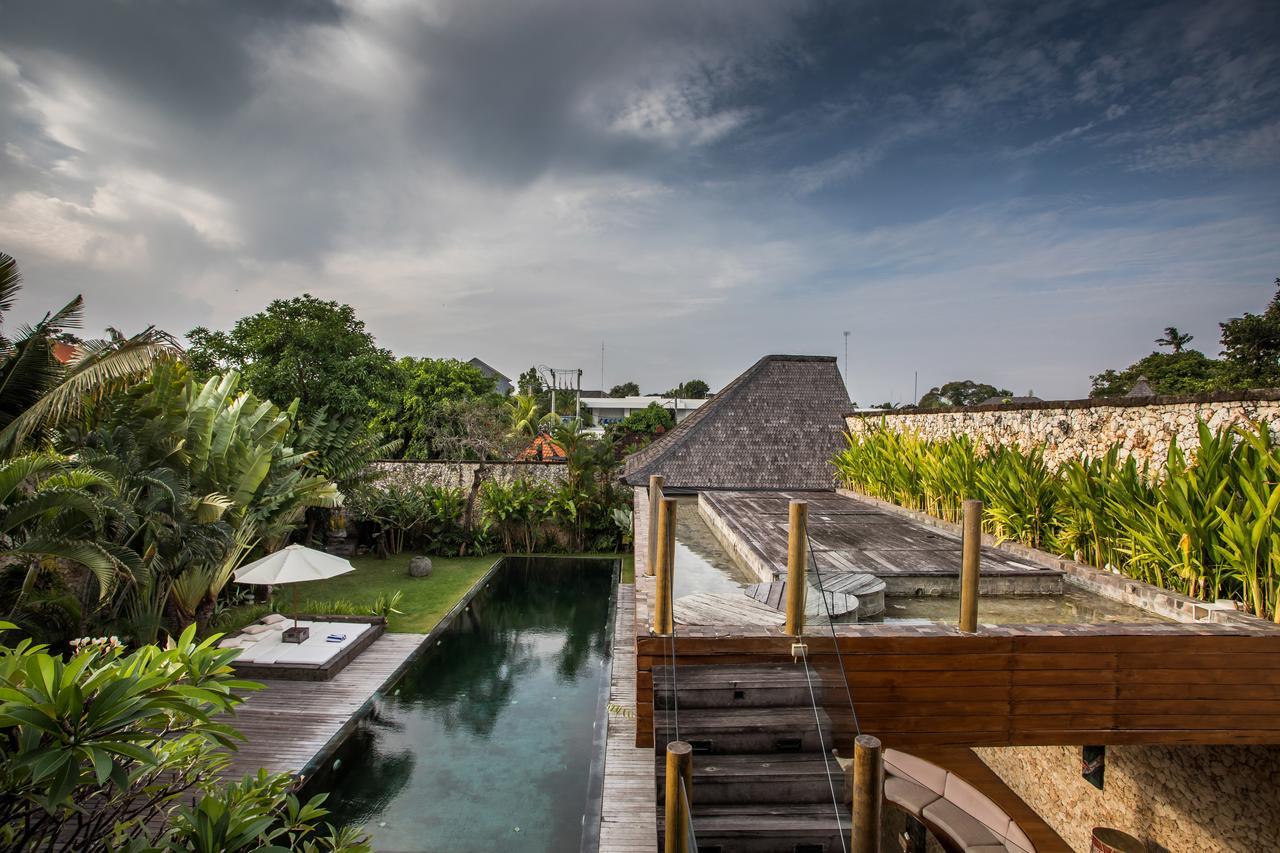 Eko Villa Seminyak - Tropical Villa, Walk To Beach Екстериор снимка